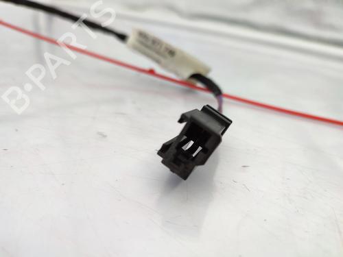 fuel-flap-audi-a1-8x1-8xk-2010-2011-2012-2013-2014-2015-2016-2017-2018-2019-23718879 main image