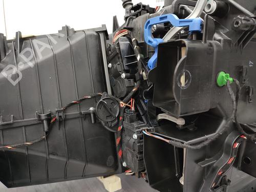 Heater matrix box AUDI A5 (8T3) 3.0 TDI quattro | BP23845294M61 