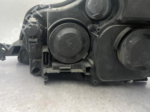 Right headlight RENAULT ESPACE IV (JK0/1_) 1.9 dCi (JK0U) | BP30970572C29 