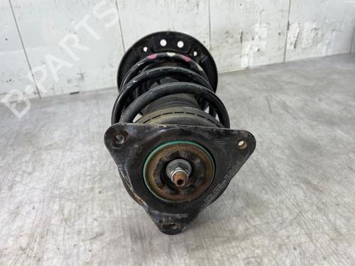 Høyre foran støtdemper Høyre foran støtdemper RENAULT MEGANE IV Grandtour (K9A/M/N_) 1.5 Blue dCi 115 (K9A6) (116 hp) 37418878 37418878
