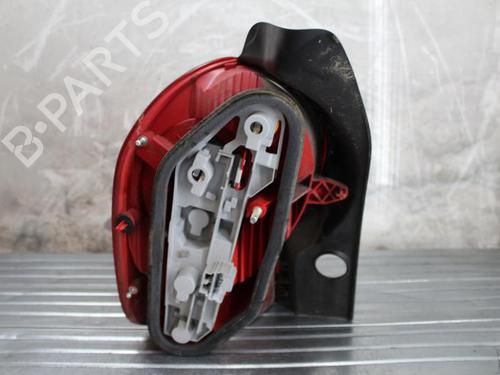 Used Right taillight Right taillight RENAULT MODUS / GRAND MODUS (F/JP0_) 1.5 dCi (FP0E, JP0E) (65 hp) 23687135 23687135