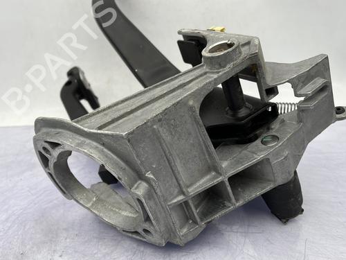 Used Pedal Pedal BMW 1 (F21) 118 d (143 hp) 23761106 23761106