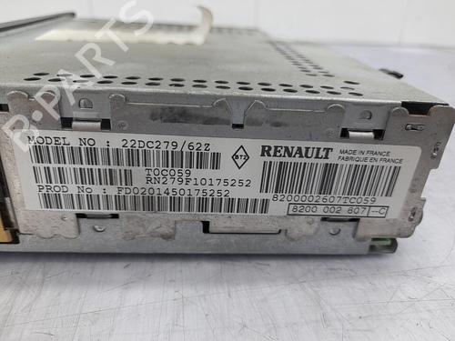 Used Radio Radio 23708931 23708931