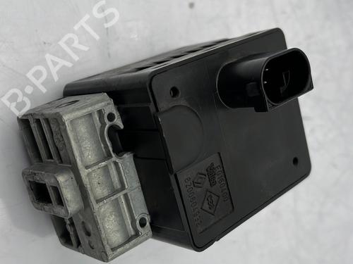 Electronic module RENAULT SCÉNIC II (JM0/1_) 1.9 dCi (JM14) | BP30887047M83