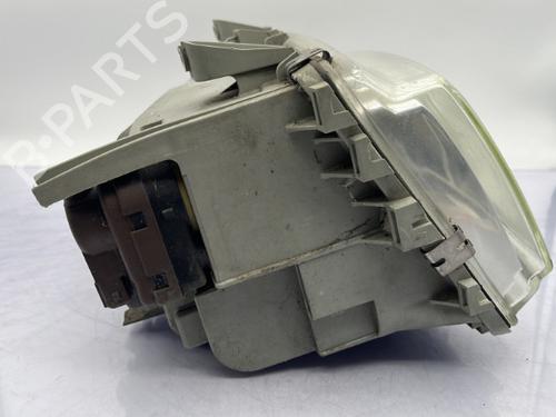 Used Right headlight Right headlight PEUGEOT 806 (221) 2.0 (121 hp) 23757132 23757132