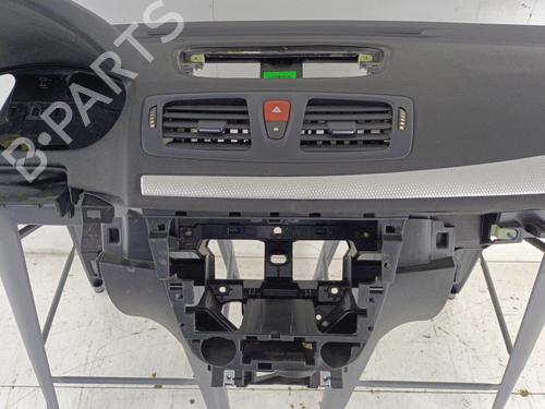 Dashboard RENAULT MEGANE III Hatchback (BZ0/1_, B3_) 1.9 dCi (BZ0N, BZ0J) | BP23671558C46  - Image 7
