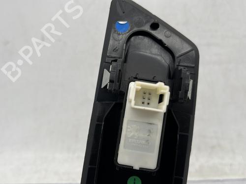 Right front window switch PEUGEOT 508 II (FB_, FH_, F3_) 2.0 BlueHDI 180 (FHEHZR, FHEHZN) | BP29287760I26 