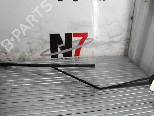 Used Front windshield wiper arm RENAULT SCÉNIC III (JZ0/1_) 1.6 dCi (JZ00, JZ12) (130 hp) 23690291