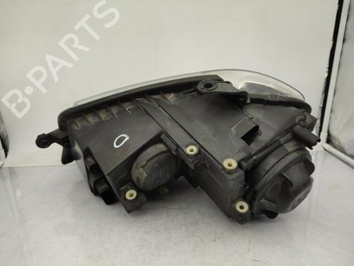 Used Right headlight VW TOURAN (1T1, 1T2) 1.9 TDI (105 hp) 23718961