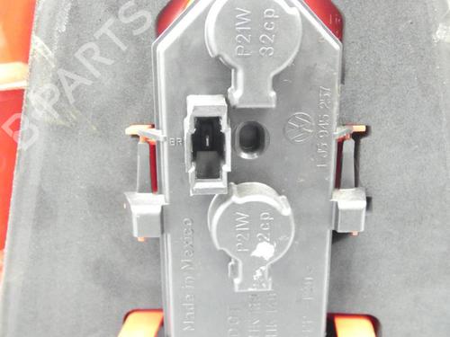 Right taillight VW BORA I (1J2) 1.6 | BP23698032C35 