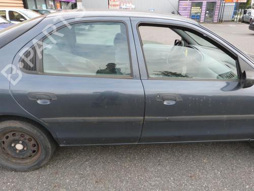 Right front indicator FORD MONDEO I (GBP) 1.8 i 16V | BP23698774C33 - Image 8