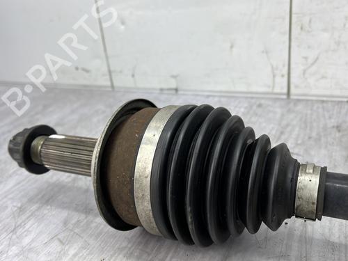 Used Right front driveshaft Right front driveshaft TOYOTA YARIS (_P13_) 1.0 (KSP130_, KSP130) (69 hp) 32296868 32296868