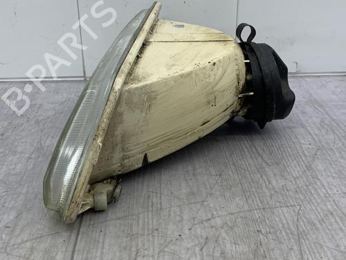 Used Right headlight PEUGEOT 106 I (1A, 1C) 1.0 (50 hp) 23674193