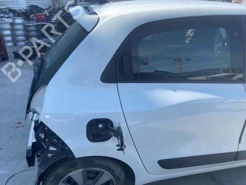 Right taillight RENAULT TWINGO III (BCM_, BCA_) 1.0 SCe 70 | BP27704722C35 - Image 36