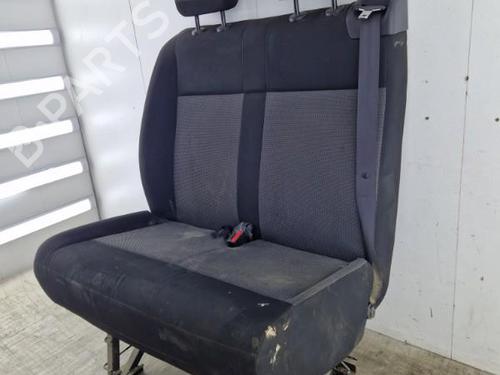 Right front seat PEUGEOT EXPERT Van (V_) 1.6 BlueHDi 115 | BP23749462C16