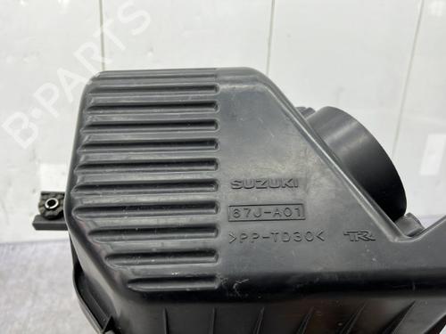 Used Air filter box Air filter box SUZUKI GRAND VITARA II (JT, TE, TD) 1.9 DDiS All-wheel Drive (JT419, TD44, JB419WD, JB419XD,... (129 hp) 23758425 23758425