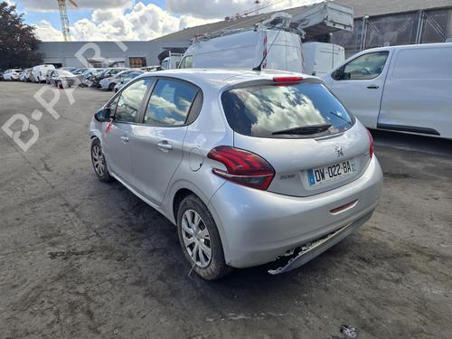 Brugte PEUGEOT 208 I (CA_, CC_) 1.6 BlueHDi 100 4821711