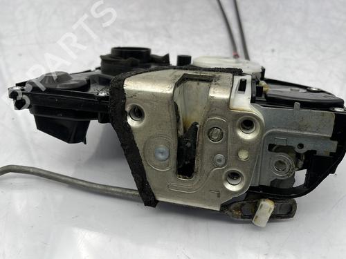 Used Front left lock SUZUKI SWIFT III (MZ, EZ) 1.3 (RS413, ZC11S) (92 hp) 31658304