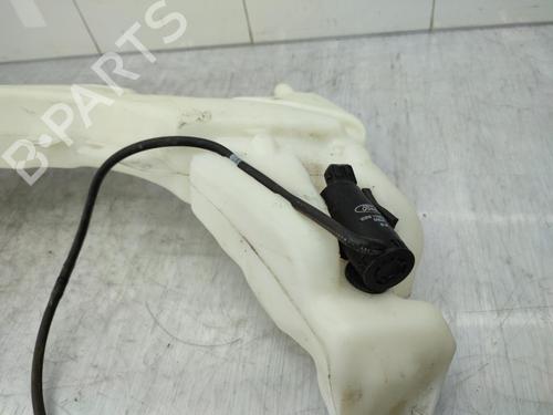 Used Windscreen washer tank FORD FOCUS I Saloon (DFW) 2.0 16V (131 hp) 23674672