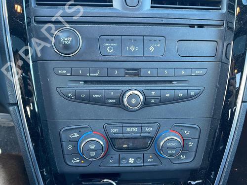 Andre RENAULT LATITUDE (L70_) 2.0 dCi 150 (L70H) | BP23721815O1 - Image 28