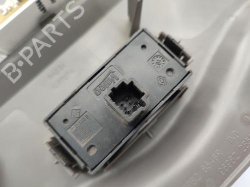 Interior roof light RENAULT MASTER III Van (FV) 2.3 dCi 130 FWD (FV0M, FV0Y, FV0J, FV02, FV03) | BP23749109I8 - Image 4