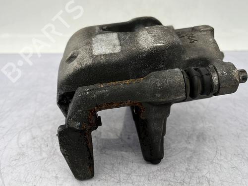 Used Right front brake caliper Right front brake caliper RENAULT CLIO V (B7_) 1.0 TCe 100 (B7MT) (101 hp) 23752994 23752994