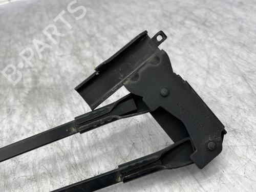 front-windshield-wiper-arm-citroen-c1-ii-pa_-ps_-2014-2015-2016-2017-2018-2019-2020-2021-23754021 main image