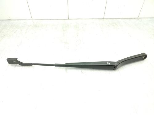 Used Front windshield wiper arm VW GOLF VI (5K1) 1.6 TDI (105 hp) 23740816