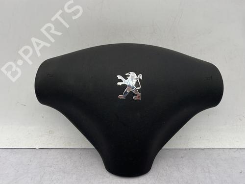Used Driver airbag PEUGEOT 107 (PM_, PN_) 1.4 HDi (54 hp) 23684602