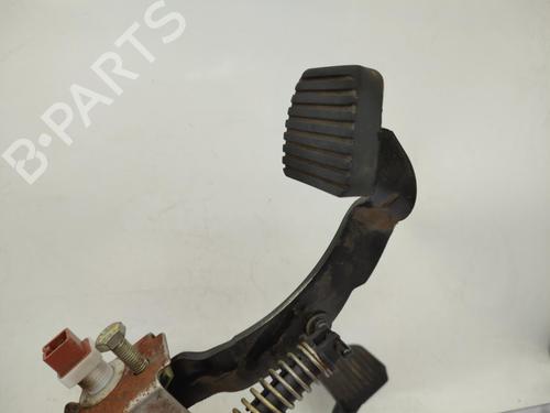Used Pedal PEUGEOT 206 Hatchback (2A/C) 2.0 HDI 90 (90 hp) 23678439