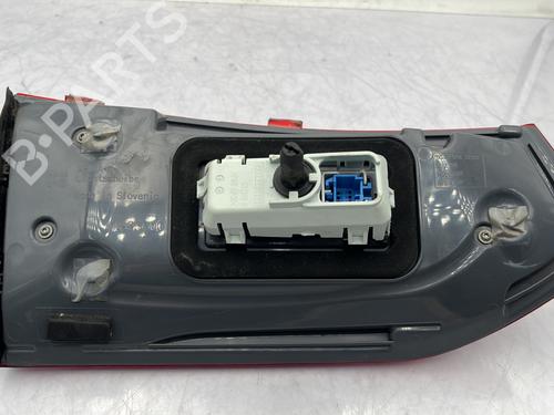 Used Right tailgate light Right tailgate light MERCEDES-BENZ E-CLASS T-Model (S213) E 220 d (213.204) (194 hp) 32290778 32290778