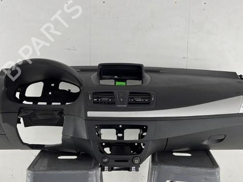Dashboard RENAULT MEGANE III Grandtour (KZ0/1) 1.5 dCi (KZ09, KZ0D, KZ1G, KZ29, KZ14, KZ1W, KZ10, KZ1F,... | BP23753500C46 