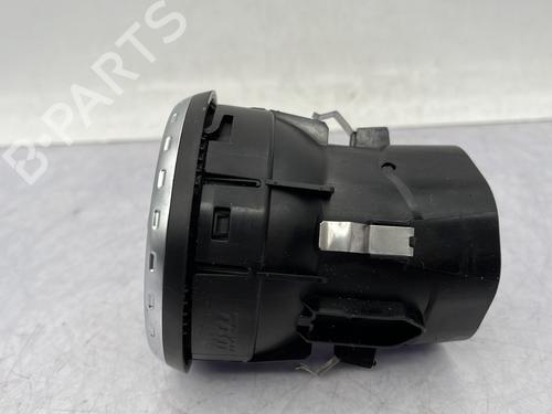 Air vent MERCEDES-BENZ GLA-CLASS (X156) GLA 220 CDI (156.903) | BP23933734I21 