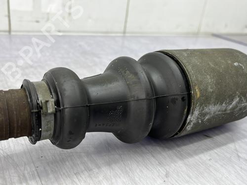 Used Right front driveshaft Right front driveshaft RENAULT CLIO II (BB_, CB_) 1.9 D (B/CB0E, BB0J) (64 hp) 23684087 23684087