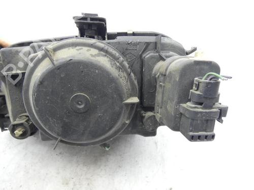Used Right headlight Right headlight RENAULT MEGANE I (BA0/1_) 1.9 D Eco (BA0A, BA0U, BA0R) (64 hp) 23697117 23697117