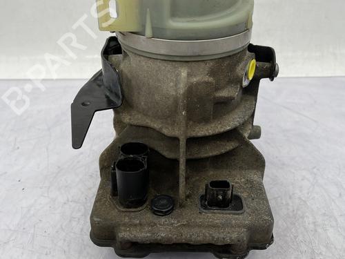 Used Steering pump Steering pump RENAULT TRAFIC III Van (FG_) 1.6 dCi 120 (FGMK) (121 hp) 26617758 26617758