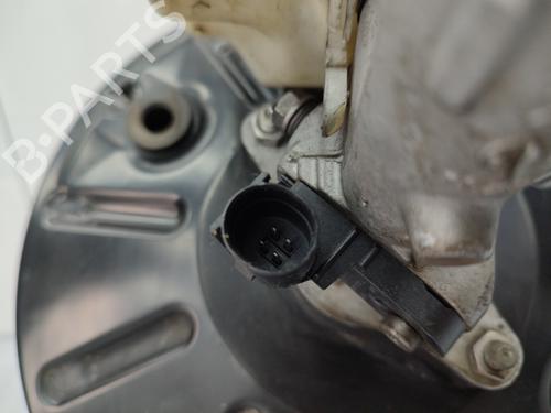 servo-brake-vw-touran-1t3-2010-2011-2012-2013-2014-2015-2016-23738810 main image