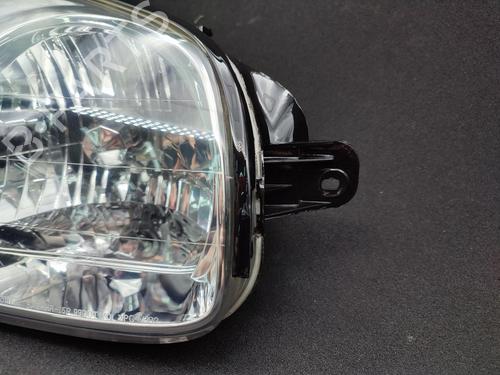 Used Right headlight HYUNDAI SANTA FÉ I (SM) 2.0 CRDi 4x4 (125 hp) 23705996