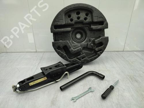 Used Jack Kit Jack Kit RENAULT LATITUDE (L70_) 2.0 dCi 175 (L70Y, L734) (173 hp) 23712002 23712002
