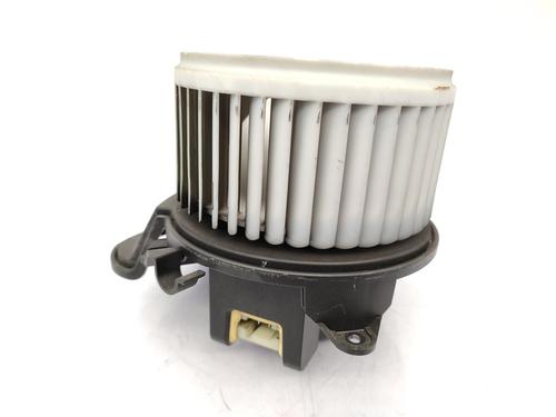Used Heater blower motor Heater blower motor FIAT GRANDE PUNTO (199_) 1.3 D Multijet (75 hp) 23720933 23720933