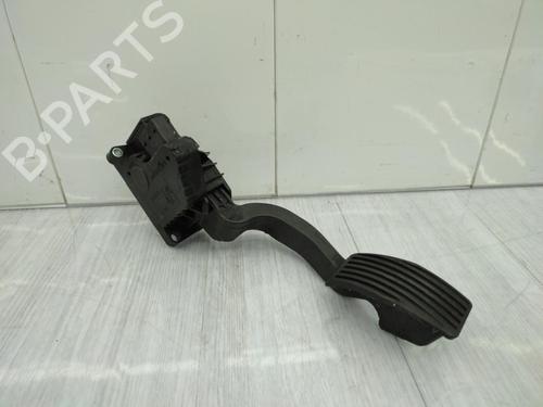Used Pedal Pedal FIAT GRANDE PUNTO (199_) 1.3 D Multijet (199.AXD11, 199.AXD1A, 199.AXD1B,... (90 hp) 23710376 23710376