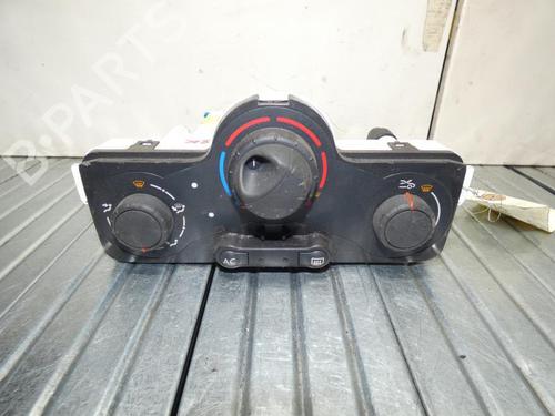 Commande Chauffage RENAULT CLIO III (BR0/1, CR0/1) 1.5 dCi (88 hp) 23685342