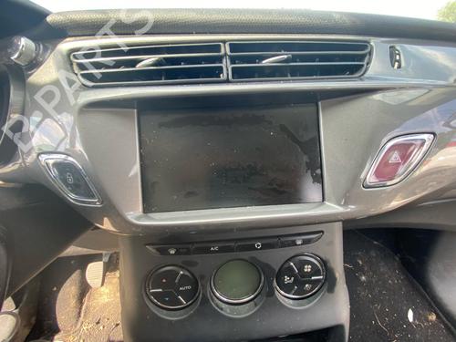 display-monitor-citroen-c3-ii-sc_-2009-38456128 main image