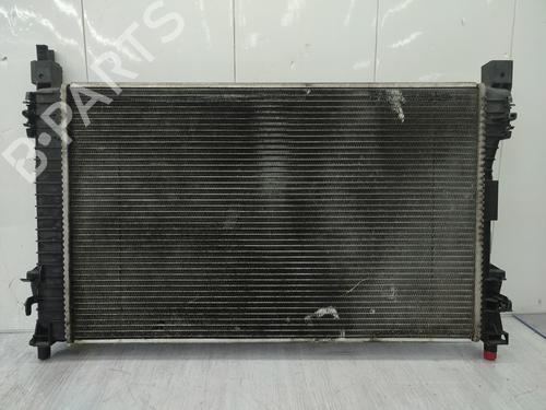 water-radiator-mercedes-benz-c-class-w203-2000-2001-2002-2003-2004-2005-2006-2007-28813738 main image