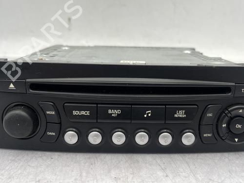 Used Radio Radio CITROËN C3 II (SC_) 1.4 HDi 70 (SC8HZC, SC8HR0, SC8HP4) (68 hp) 30463375 30463375