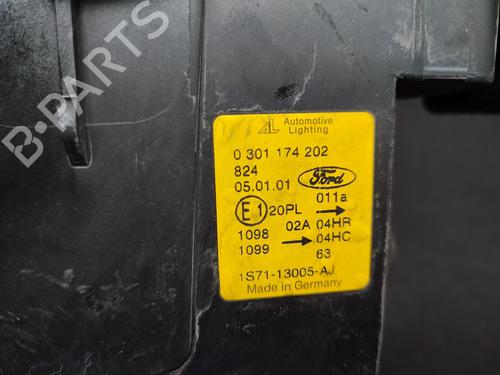 Used Right headlight FORD MONDEO III (B5Y) 1.8 16V (125 hp) 23696297