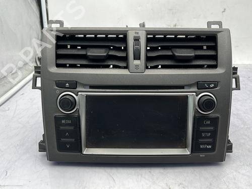 Used Radio TOYOTA VERSO S (_P12_) 1.4 D4-D (NLP121_, NLP121R) (90 hp) 33049586