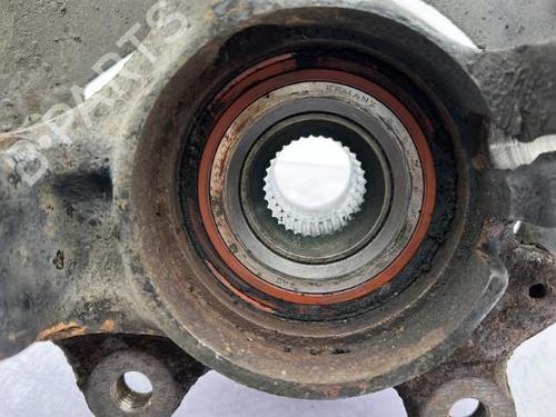 Right front steering knuckle AUDI 80 B4 Saloon (8C2) 1.9 TDI | BP23740283M26 