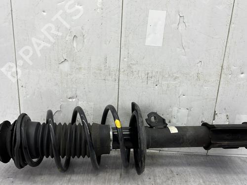 Used Right front shock absorber Right front shock absorber TOYOTA YARIS (_P13_) 1.0 (KSP130_, KSP130) (69 hp) 32296851 32296851
