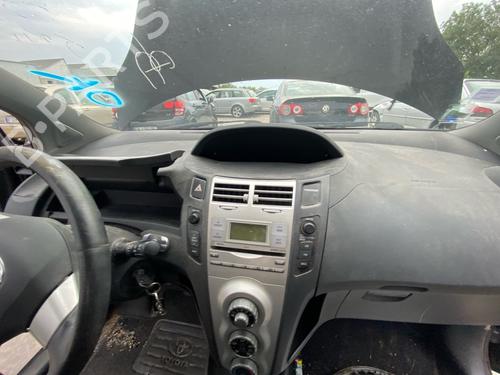 Dashboard TOYOTA YARIS (_P9_) 1.4 D-4D (NLP90_, NLP90R) | BP37993224C46 - Image 2